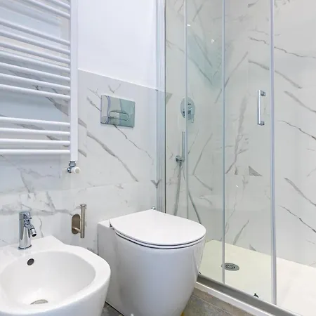 Apartment Exclusive Loft Crocetta - 5 Min To Metro Nizza - Free Wi-fi & Ac *