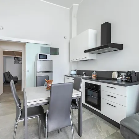 Exclusive Loft Crocetta - 5 Min To Metro Nizza - Free Wi-fi & Ac Torino