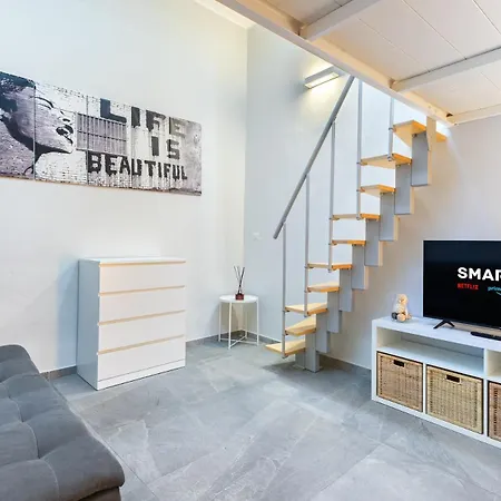 Exclusive Loft Crocetta - 5 Min To Metro Nizza - Free Wi-fi & Ac דירה